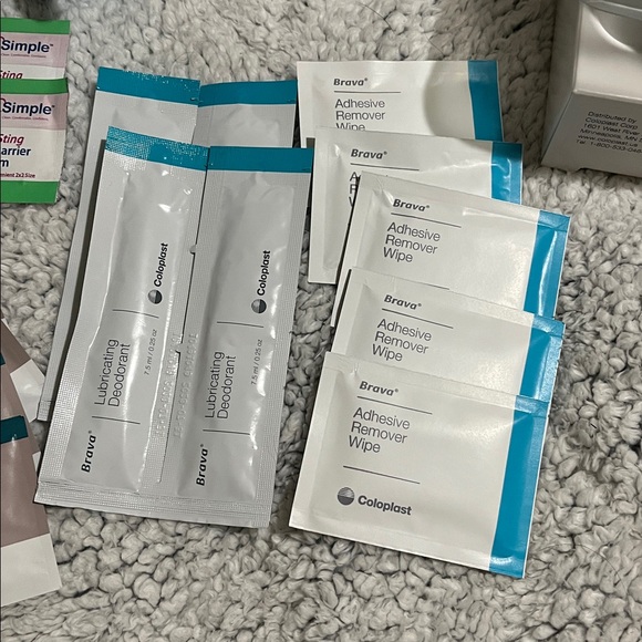 Sensura Mio coloplast ostomy bags and wafers - Picture 6 of 6